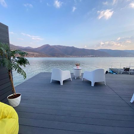 Noah River House Orsova Luaran gambar