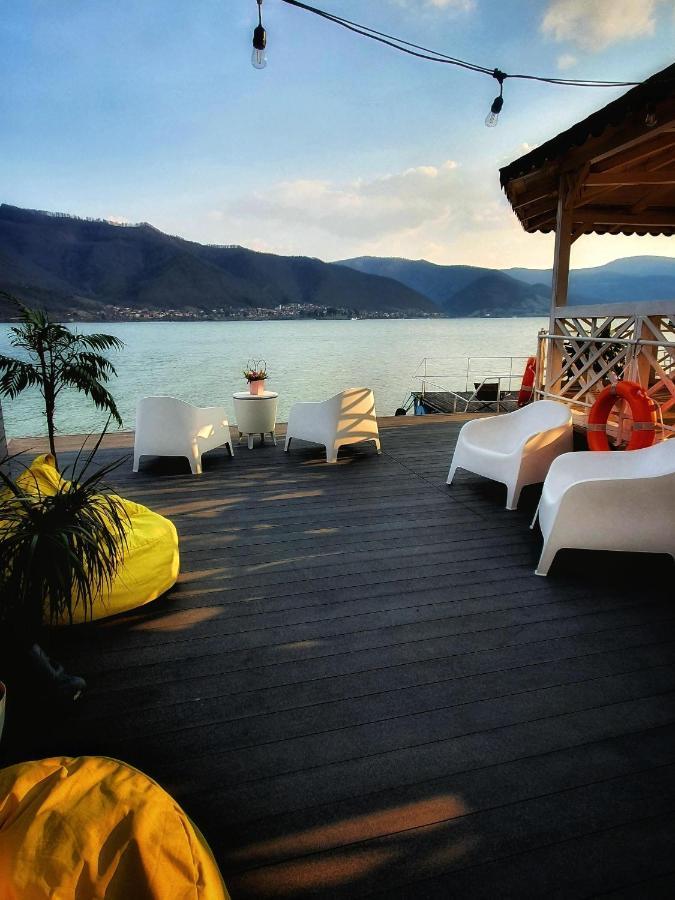 Noah River House Orsova Luaran gambar