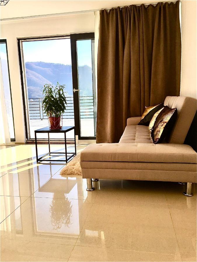 Noah River House Orsova Luaran gambar